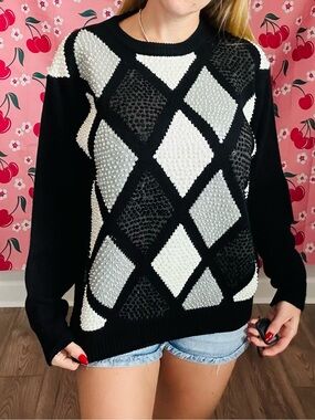 Alfred Dunner Black & White Argyle Crewneck Sweater